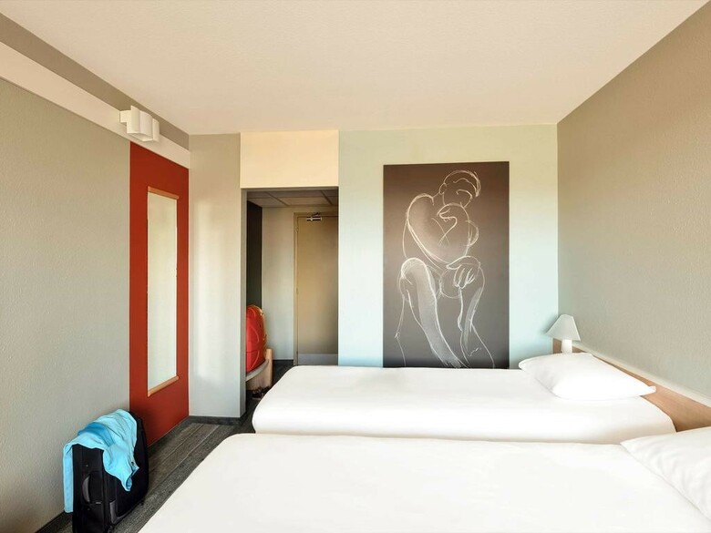 Hotel Ibis Aero
