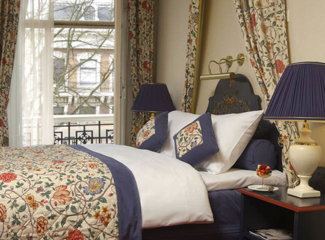 Hotel Carlton Ambassador