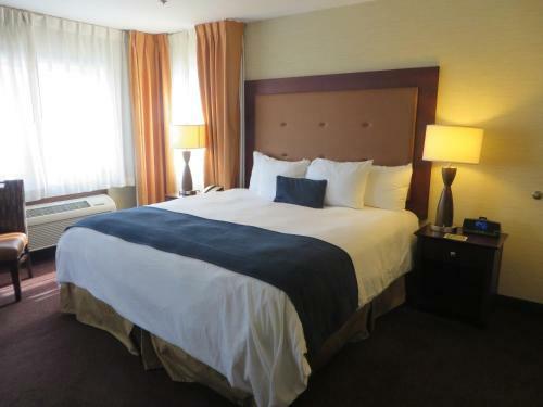 Hotel Ivy Court Inn And Suites