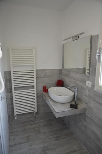 Pisa Apartment Tower