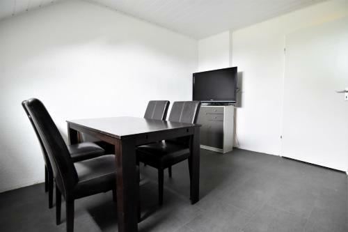 Workers Apartment Leverkusen