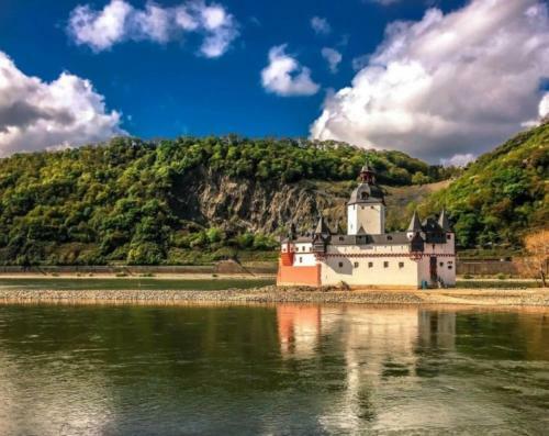 Apartamento Im Tal Der Loreley