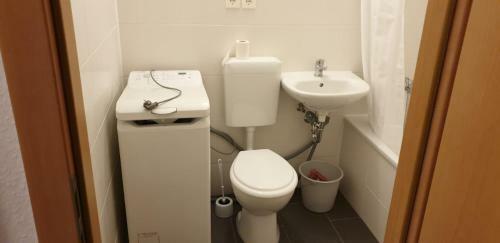 Apartamento Ferienwohnung F�r Monteure In Leipzig Gr�nau