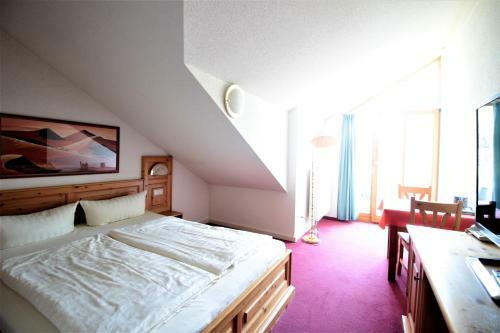 Ruhiges Doppelzimmer Im Hotel Ahornhof