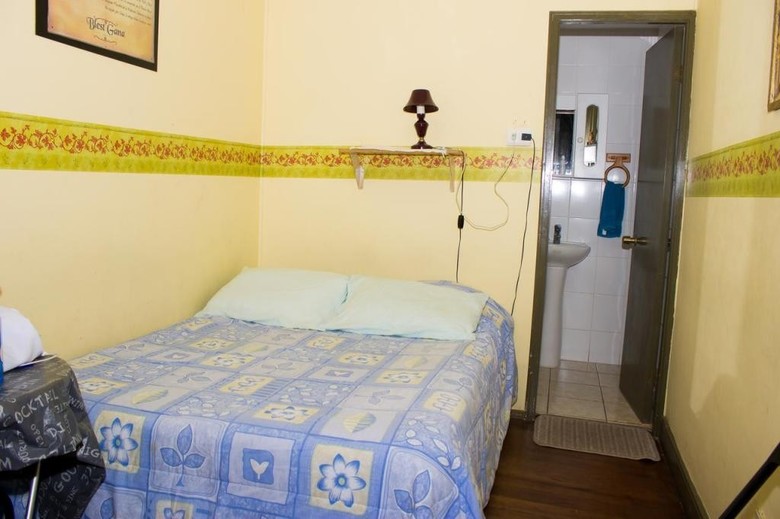 Posada Hostal Residencia Blest Gana