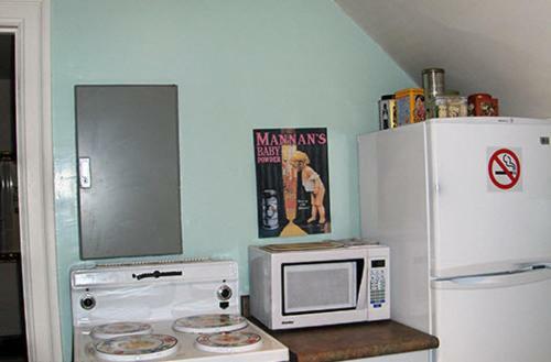 Agincourt Manor B&B Suites