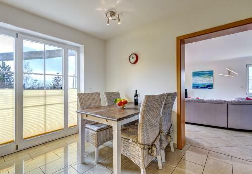 Apartamento Haus Ostseegl�ck Ferienwohnung Ostseesonne