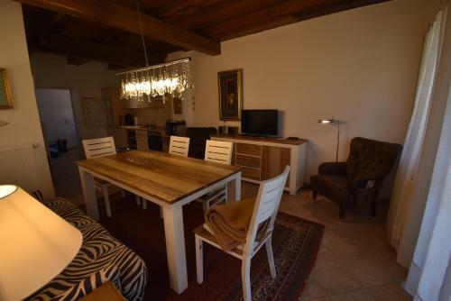 Apartamento Ferienwohnung 6 Im Gutshaus Losentitz