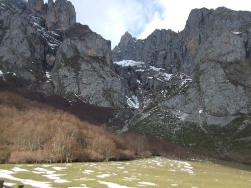 Hostal La Anjana Ojedo