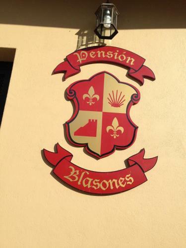 Hostal Pensi�n Blasones