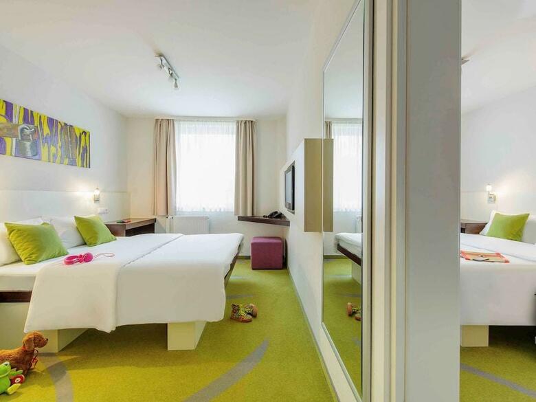 Sleepinroomz Boutique Hotel