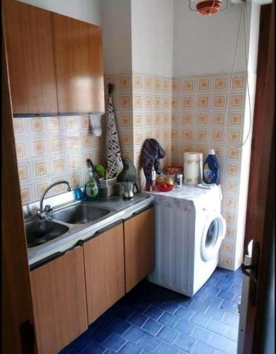 Apartamento Stanza Singola In Marmo Vista Mare