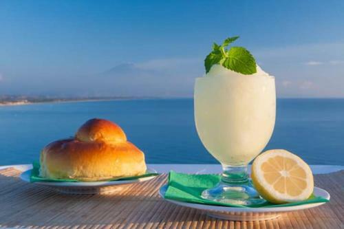A Pozzallo Vicino Al Mare
