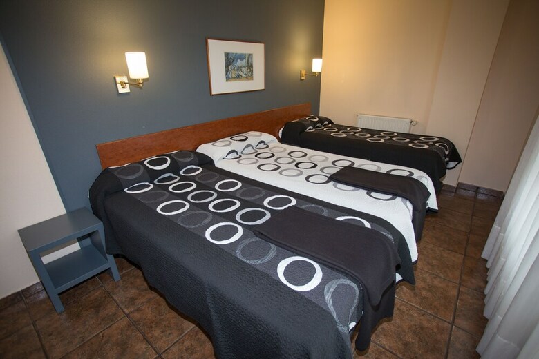 Hotel Yerri