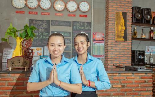 Hometown Hotel