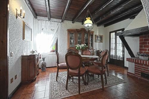 Vecchia Favola House