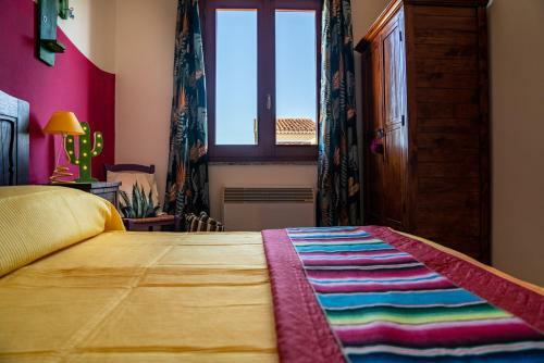 Hostal Nora Guesthouse Rooms And Villas
