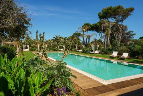 Sant Efis Hotel