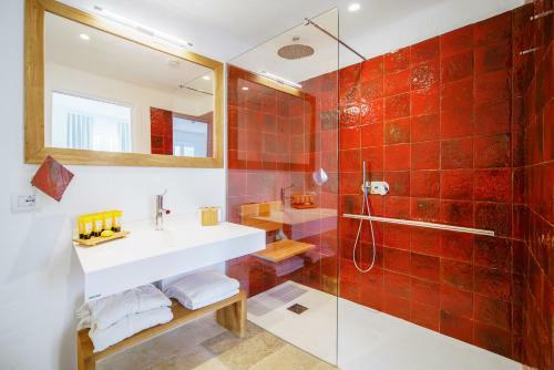 Sant Efis Hotel