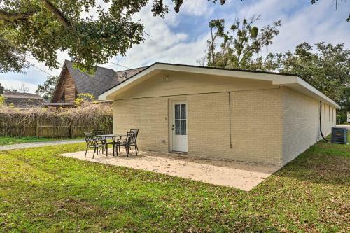 Spacious Gulfport Home With Yard 1 Mi To Beach