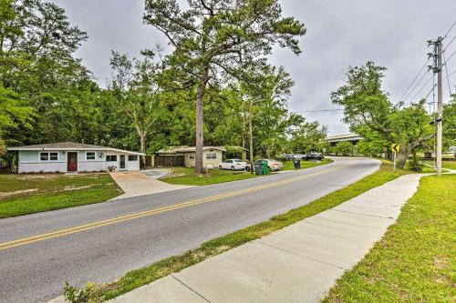 Ocean Springs Getaway - Walk To Beach And Dtwn!