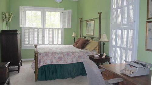 Mimi's Elegant Country Home
