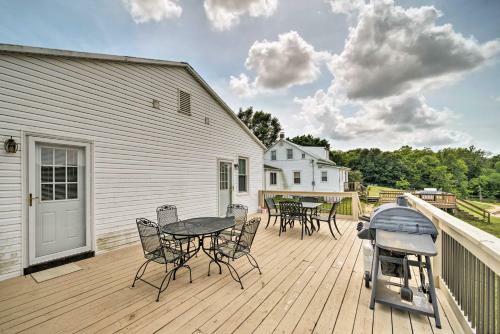 Apartamento Sunrise Suite On Farm With Pool, 9 Mi To Hermann!