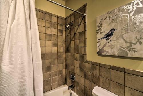 Apartamento Updated Sears Quarters Condo - Walk To Dining