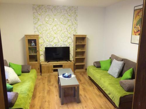 Sam Apartments