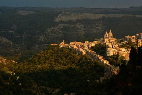 Hostal Terrazzo Su Ibla