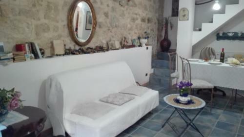 Punto Antico