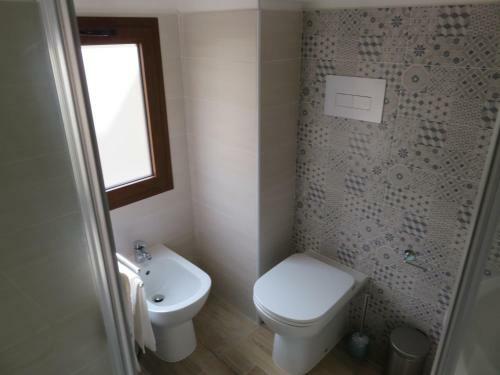 Hostal Alex Rooms