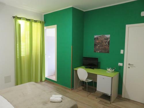 Hostal Alex Rooms