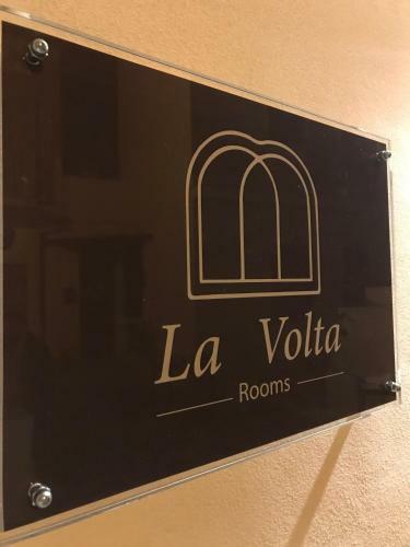 Bed & Breakfast La Volta Rooms Locazione Turistica