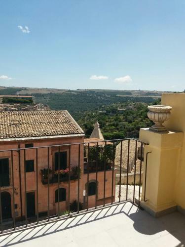 Ibla Baroque Loft Apartment