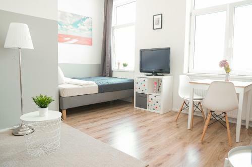 Full House Studios - Grey Apartment - Netflix + Nescaf� Inkl.