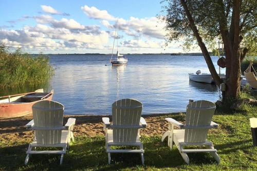 Holiday Home Along The Achterwasser In L�tow