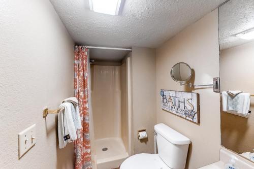 Fall Creek Resort & Pond View Retreat