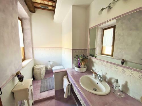 Traditional Holiday Home In Recanati With A Private Pool