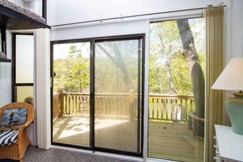 Unit 7 - 2 Bedroom Treetop Villa