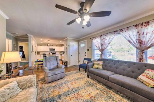 Pet-friendly St Louis Home With Private Yard!