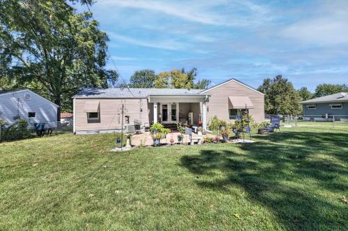 Pet-friendly St Louis Home With Private Yard!