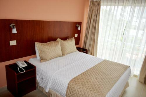Aparthotel Premium Suites Santa Cruz
