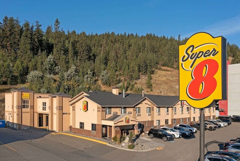 Hotel Super 8 Kamloops