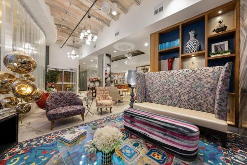 Upscale 2 Bedroom Stay With Rooftop Pool And Hot Tub! 402