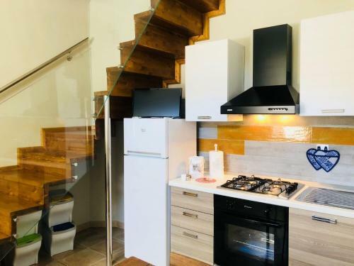 Simone Home