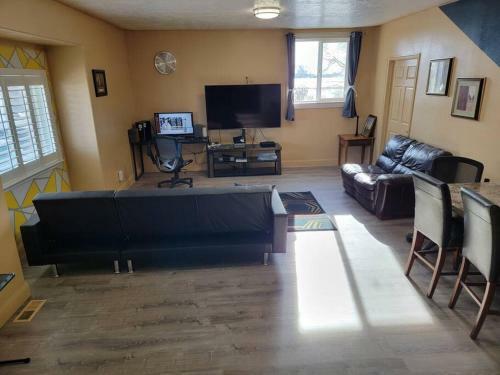 Apartamento Privately Located Spacious 3 Bedroom Home