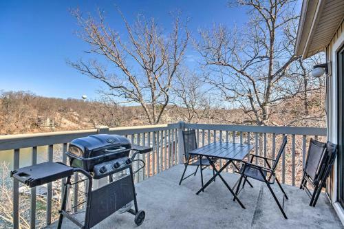 Apartamento Lakefront Osage Beach Retreat With Pool Access!