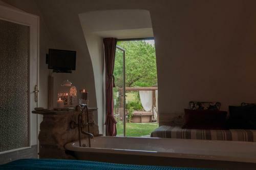 Naturas Bed And Breakfast - La Baita Nel Borgo