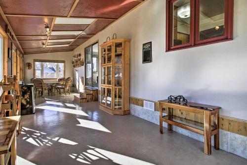 Cozy Choteau Home With Fire Pit, Grill, Yard!